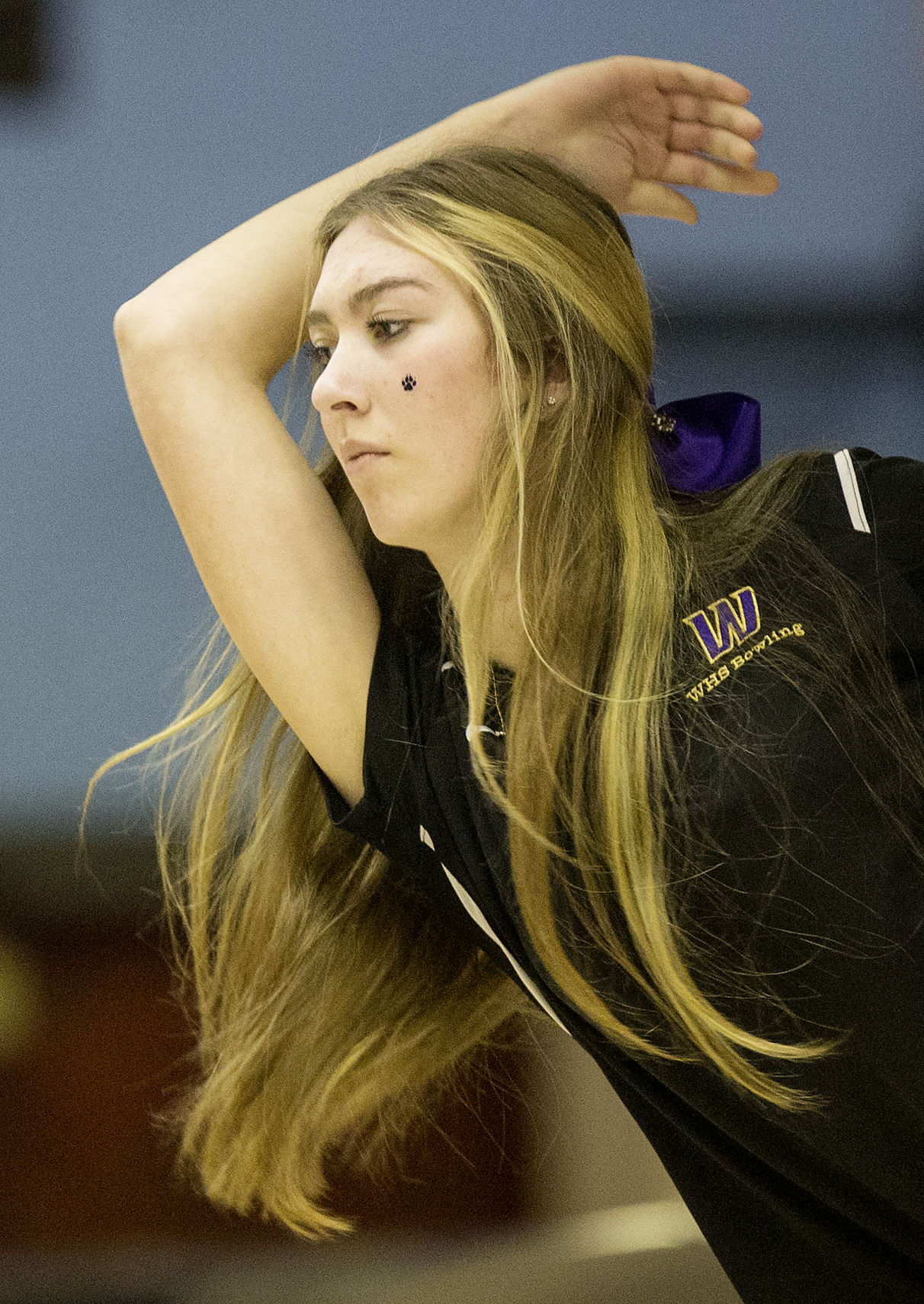 191121-sportslocal-weneastbowling 03.jpg